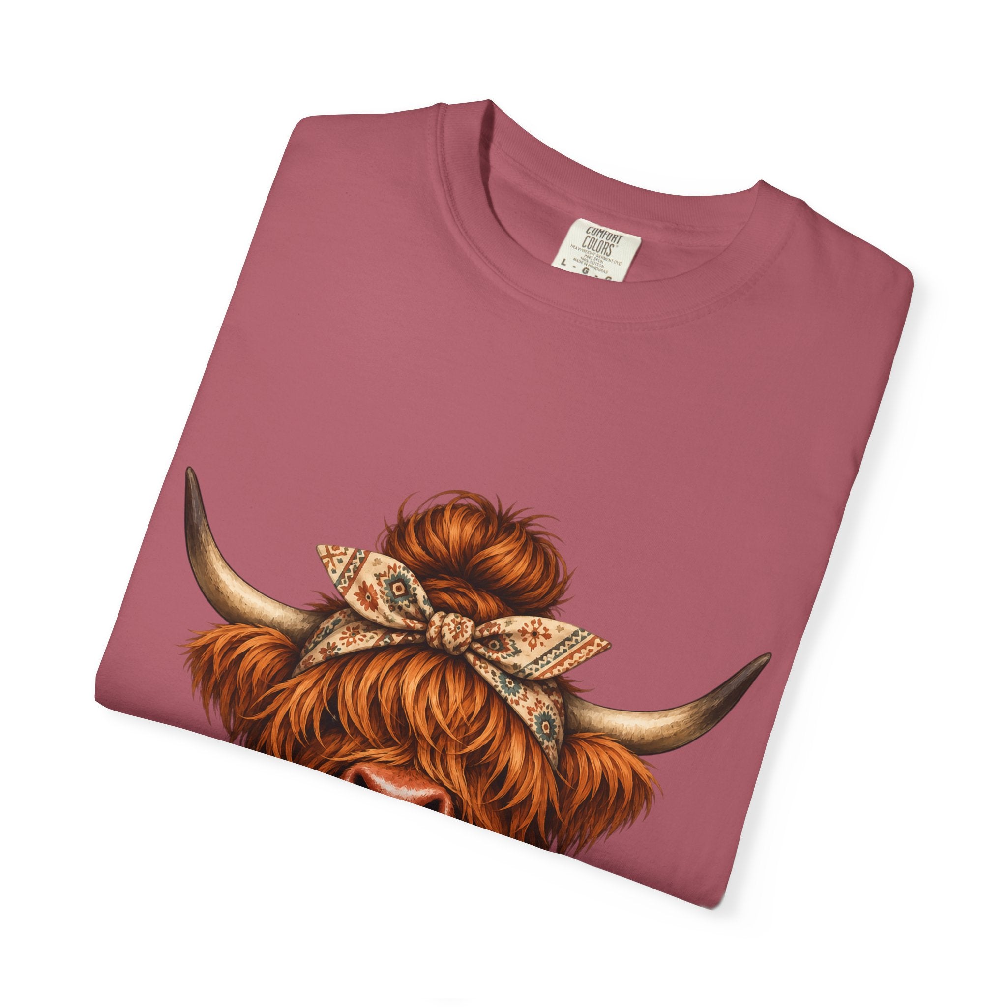 Highland Cow Coffee T-Shirt – Cute Scottish Cow Holding Coffee Graphic Tee